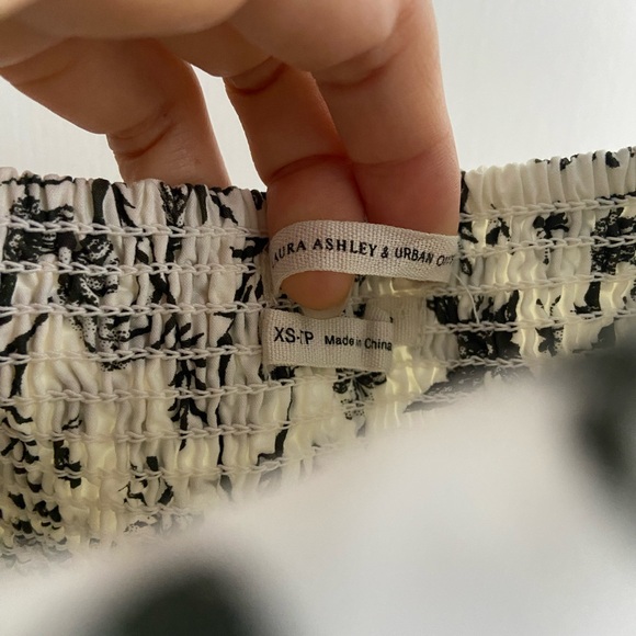 Laura Ashley x Urban Outfitters - Penelope Toile Dress - Picture 3 of 5